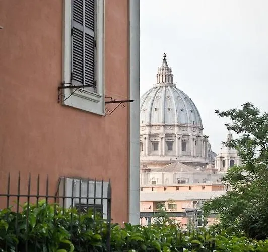 Cozy Artsy Near The Vatican *